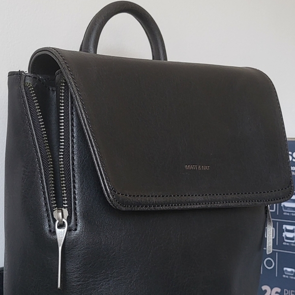 Matt & Nat Black Zippered Backpack - Picture 6 of 10